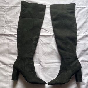 Elegant Black Women's Knee-High Boots